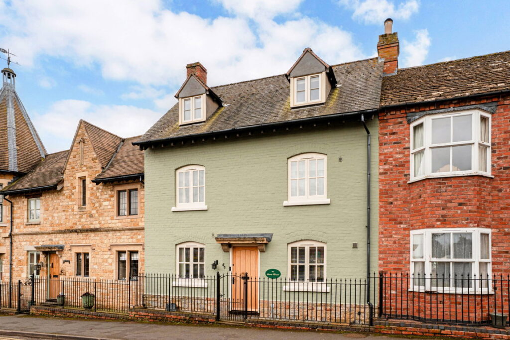Brindleys Alley, Telegraph Street, Shipston-on-stour, CV36 4DA